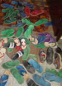 Sandalen an meiner Zimmertür